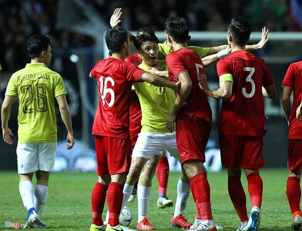 Thitipan - kẻ tấn công Văn Hậu và cú đấm của người Thái-3