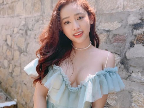 Thuý Vi - 4 năm bỏ học lên Sài Gòn mua nhà tậu xe: Nếu ba là chủ tịch tập đoàn thì sẽ vui vẻ du học, còn nghèo nên... ra đời sớm!