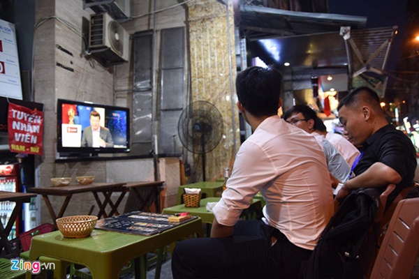 Người hâm mộ Việt Nam thở phào sau khi hòa Thái 0 - 0-36