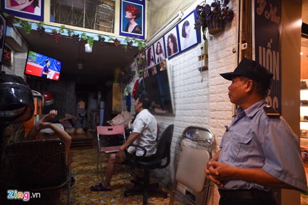 Người hâm mộ Việt Nam thở phào sau khi hòa Thái 0 - 0-5