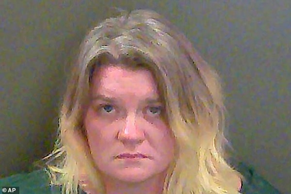 Thi thể bé gái 10 tuổi trong nhà kho tố cáo tội ác của bà mẹ kế, trước khi chết còn bị kẻ thủ ác đặt điều lừa dối người nhà-1