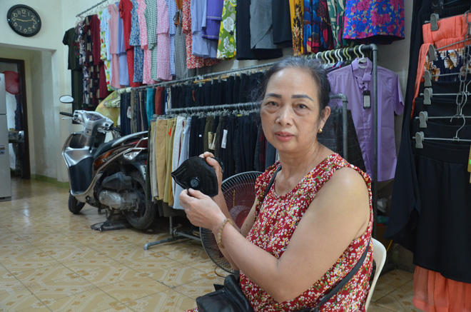 Vụ cháy Công ty Rạng Đông: Dân hoang mang dắt nhau vào viện xét nghiệm độc thủy ngân-2