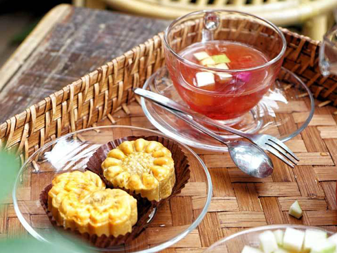 Nhộn nhịp dịch vụ các mẹ gom chung để đặt bánh Trung thu ở địa phương lên thành phố, được thưởng thức bánh ngon, giá thành lại rẻ-7