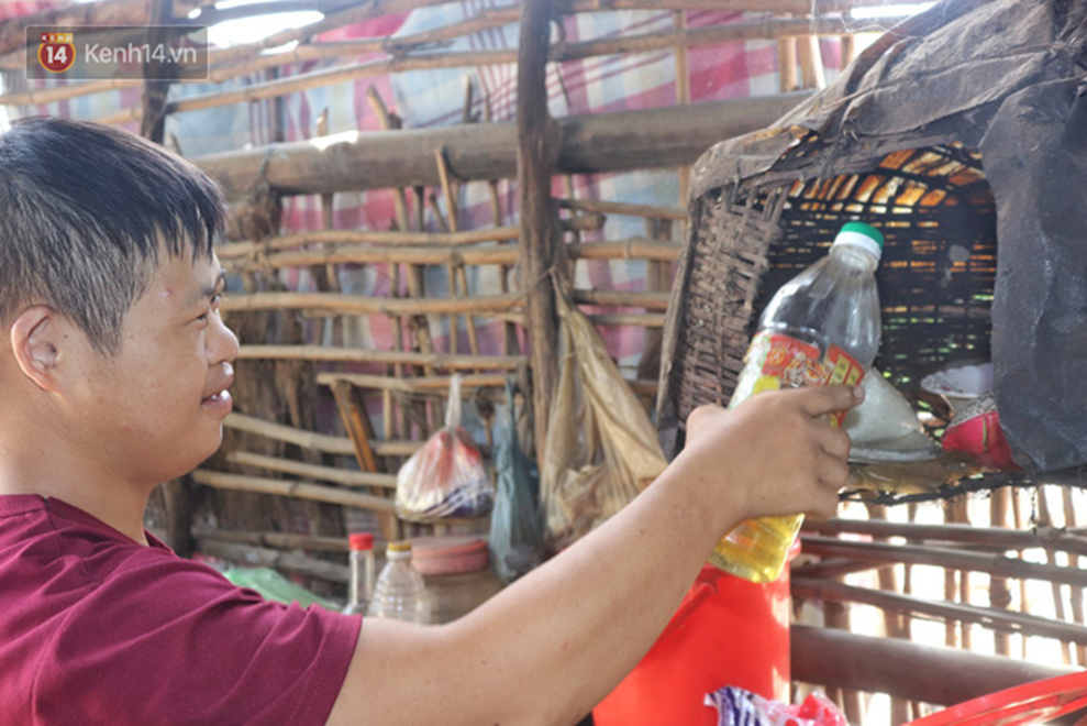 Câu chuyện cảm động về chàng trai mắc bệnh Down, dành 10 năm để học lớp 1 với khát khao được trở thành thầy giáo-14