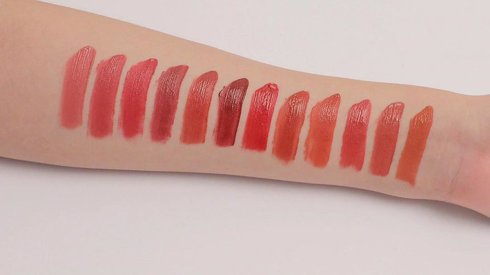 3 thỏi son giá rẻ nhưng lên màu sang xịn, lại còn giúp làm mờ rãnh môi rất phù hợp cho nàng công sở-2