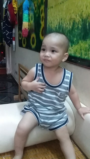 Gửi con trai cho người lạ chăm sóc, người mẹ nói đến bệnh viện truyền máu rồi mất liên lạc-1