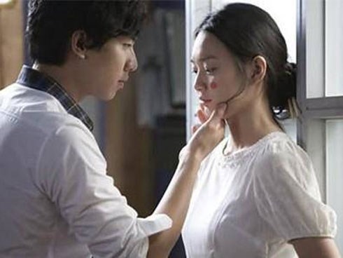 Cậy kiếm được tiền, chồng tôi đưa ít nhất 3 người đàn bà về phòng ngủ