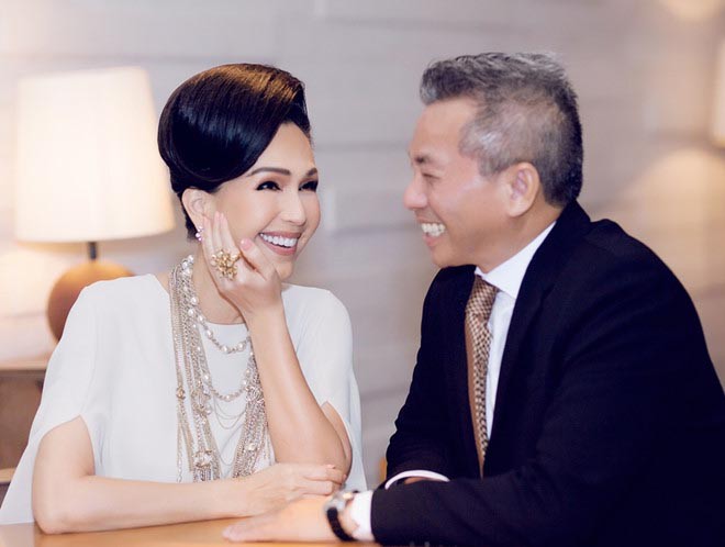 Danh tính chồng đại gia phong độ, ít lộ diện của nữ hoàng ảnh lịch” Diễm My-5