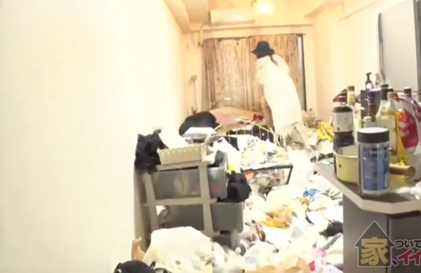 Người phụ nữ sống 7 năm trên đống rác: Đó là nơi xoa dịu nỗi đau khi biết mình rơi vào mối tình không được xã hội chấp nhận-2