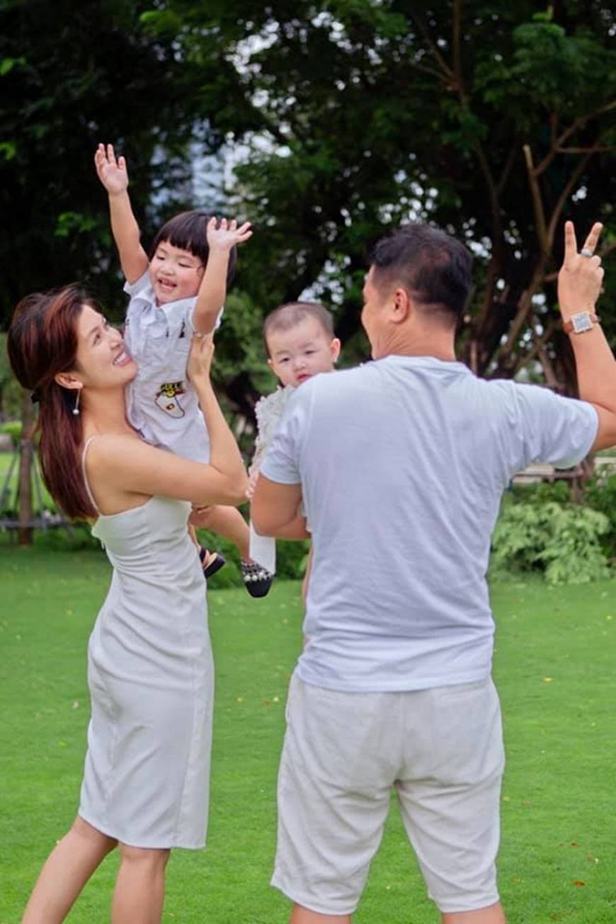 Khó ai địch lại Hoa hậu Hồ Oanh Yến: Sinh 5 con vẫn đẹp xuất sắc-5