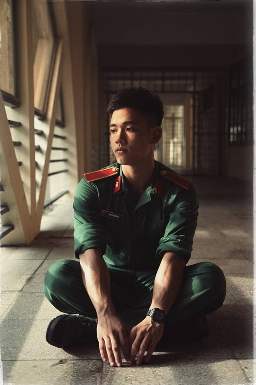 Hotboy 9X trường quân sự siêu cấp đẹp trai” lại còn lắm tài lẻ khiến hội chị em điêu đứng-23