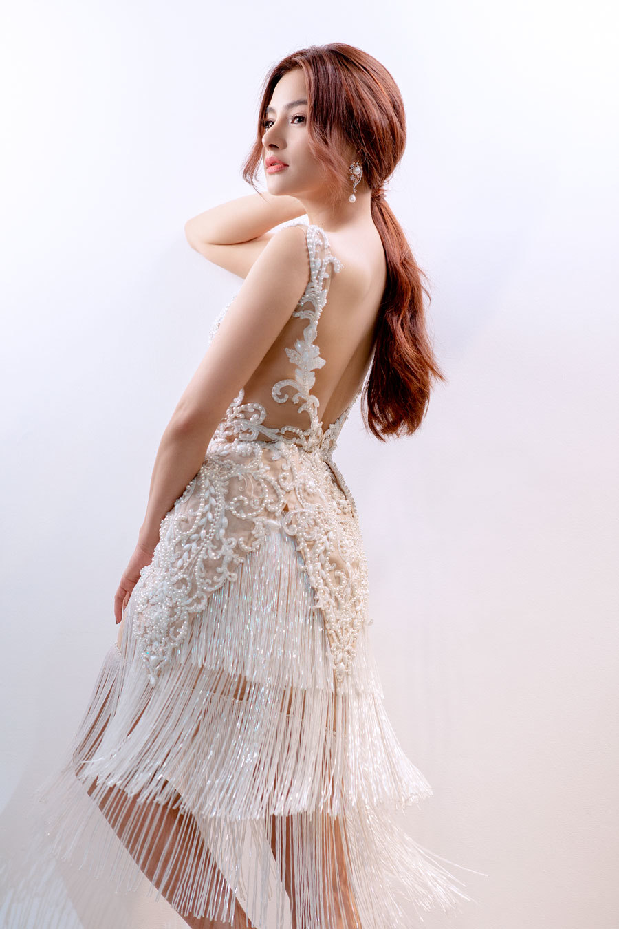 Vũ Thu Phương mặc xuyên thấu đánh dấu sự trở lại showbiz-1