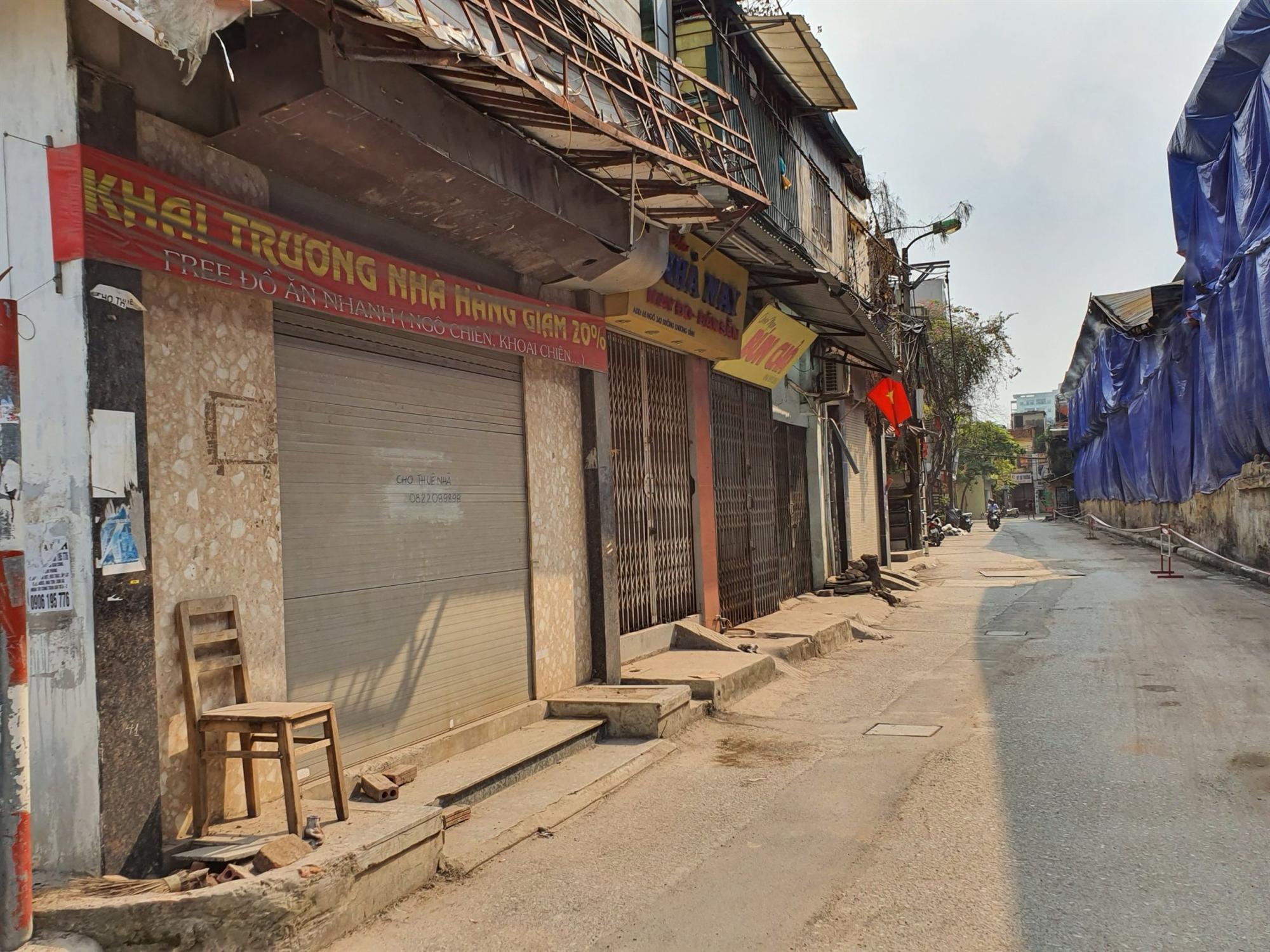 Hàng quán đóng cửa sang nhượng, dân quanh khu Rạng Đông thi nhau bán nhà-4