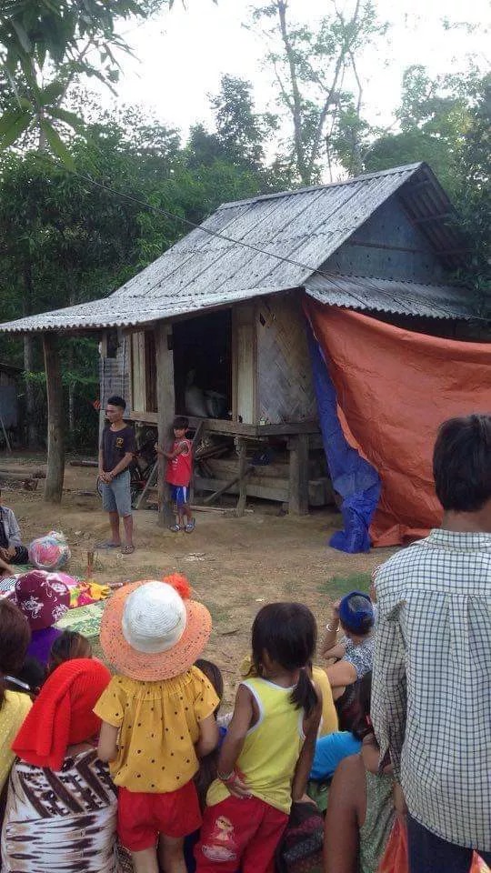 Xót xa 2 anh em ruột tử vong dưới suối thương tâm-1