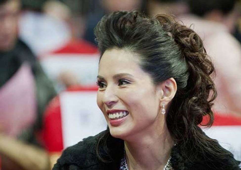 Tiểu Long Nữ đẹp nhất màn ảnh lộ da mặt nhăn nheo, già nua gây thất vọng-4