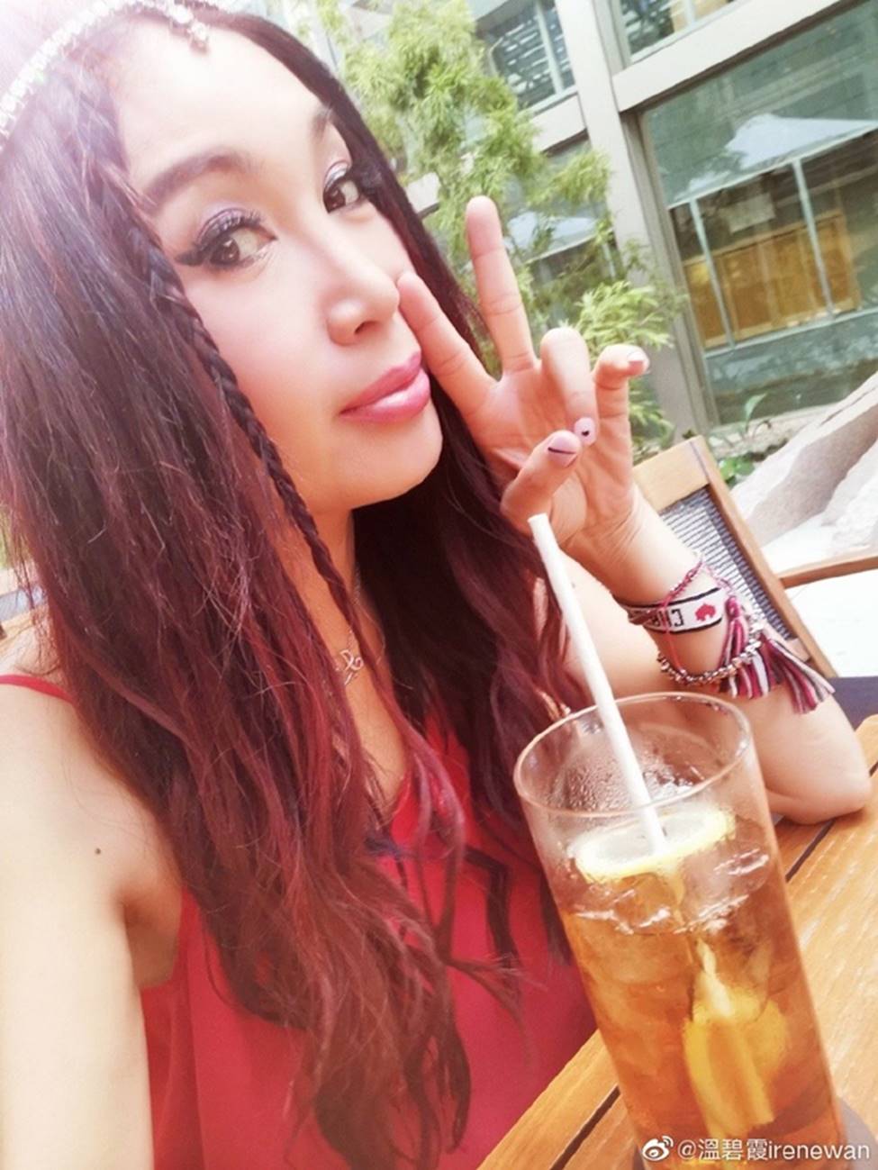 Tiểu Long Nữ đẹp nhất màn ảnh lộ da mặt nhăn nheo, già nua gây thất vọng-11