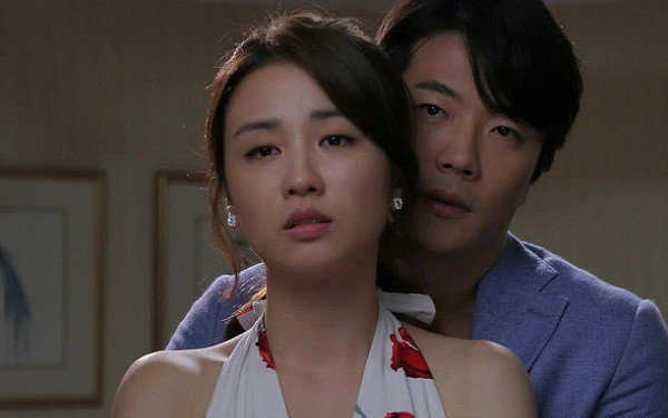 Bị vợ bắt quả tang cùng nhân tình, tôi thất kinh trước thái độ thản nhiên đến tàn nhẫn-2