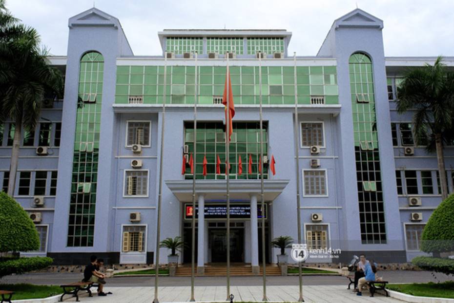 Đang yên đang lành đi sơn mỗi toà một màu sắc, đủ cả xanh đỏ tím vàng: ĐH Hà Nội muốn trở thành trường màu mè hoa lá nhất Việt Nam?-7