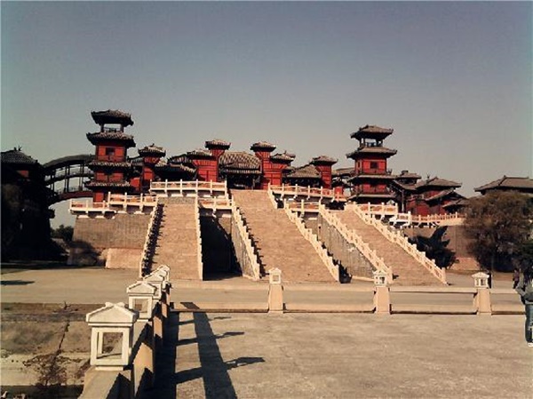 Chuyện Tào Tháo xa hoa, trụy lạc trong Tam quốc diễn nghĩa và sự thật trái ngược hoàn toàn-2