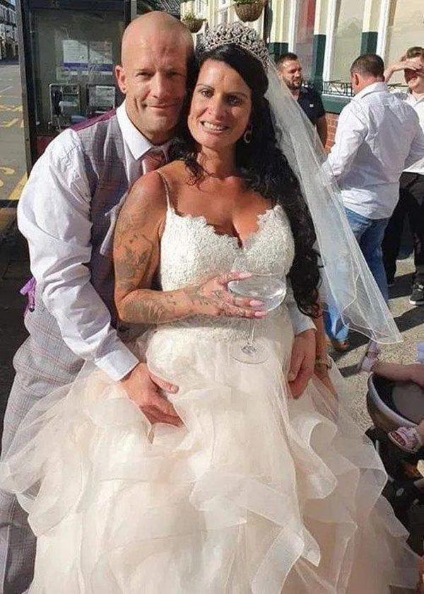 Lừa bạn trai đến đám cưới bạn thân, mẹ 3 con khiến người tình khóc lớn vì chiêu độc-3