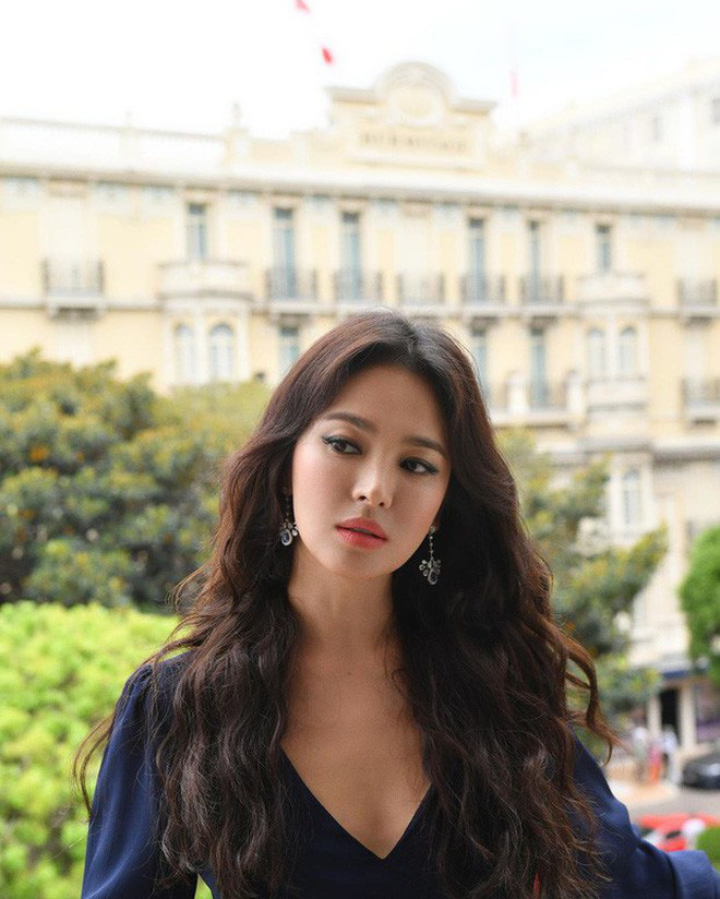 Loạt ảnh chính thức của Song Hye Kyo tại sự kiện quốc tế ở Mỹ: Cố gồng làm gì, chị xuất thần nhất là khi sương sương!-9