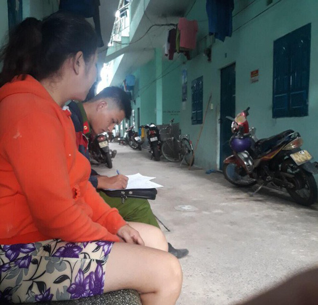 Gọi chồng dậy đi làm, vợ phát hiện chồng treo cổ ở cầu thang-2