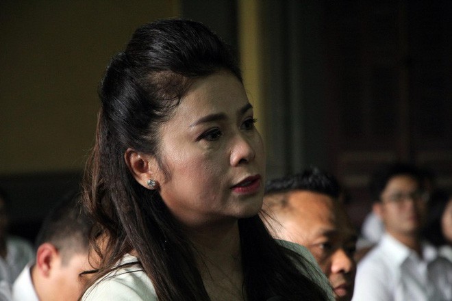 Triệu tập ai đến phiên phúc thẩm ly hôn vợ chồng Trung Nguyên?-1