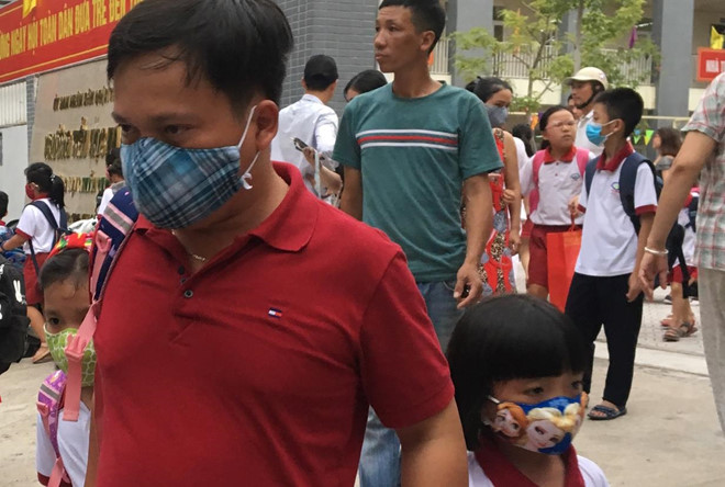 Đề nghị Sở GD&ĐT Hà Nội cho học sinh nghỉ sau vụ cháy Rạng Đông-1