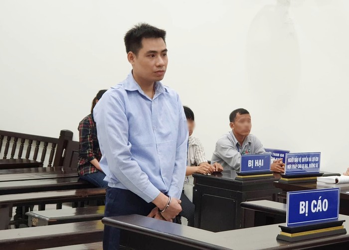 Gã bán thịt lợn chở bé gái 9 tuổi vào vườn chuối xâm hại rồi đánh gãy răng lĩnh án chung thân-1