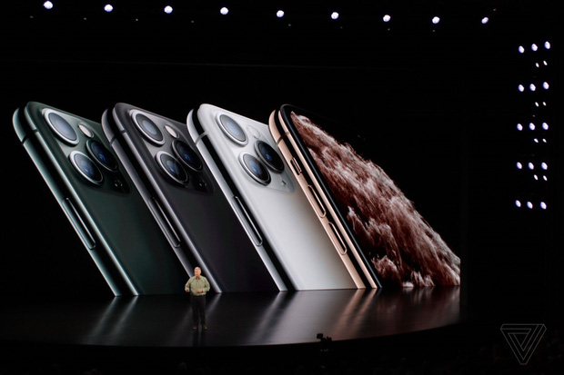 Bộ ba iPhone 11 chính thức đổ bộ: Màu xanh bóng đêm mới ngầu đét, mỗi tội camera trông hơi hài hước-2
