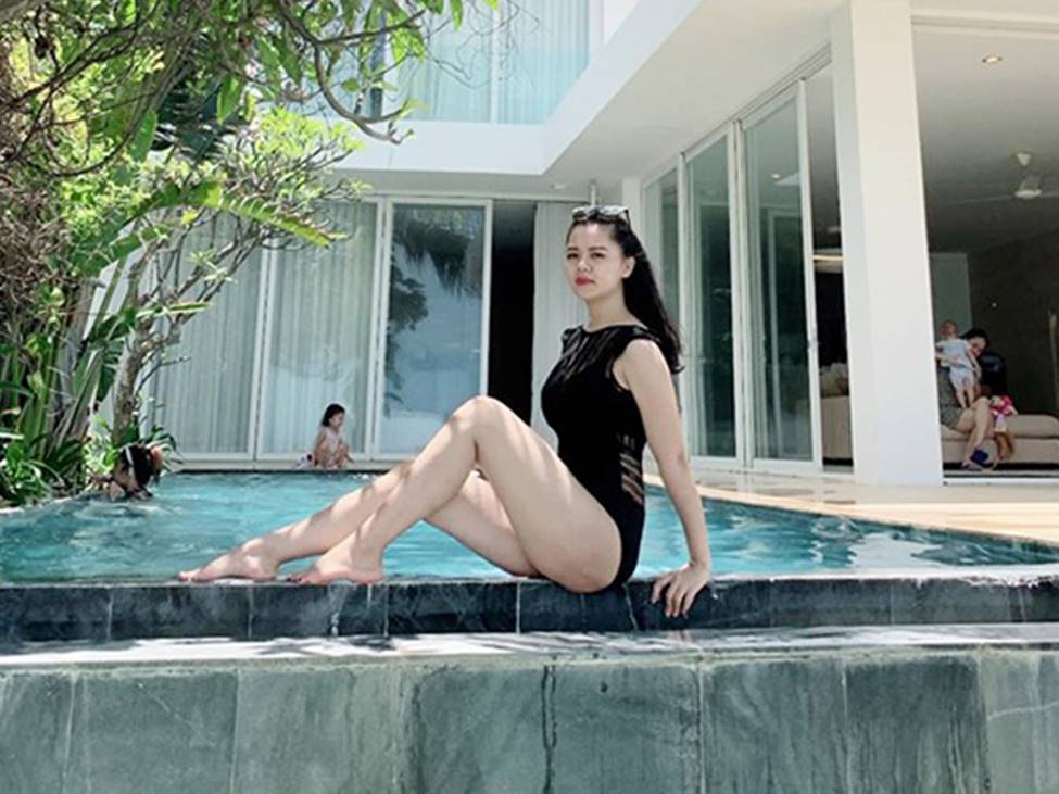 Nhan sắc gái một con trông mòn con mắt của vợ Quế Ngọc Hải-6