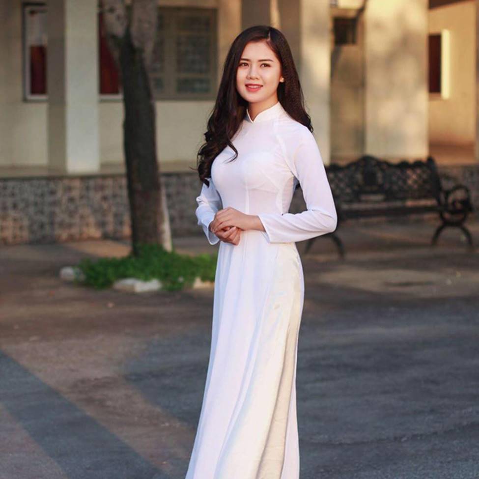 Nhan sắc gái một con trông mòn con mắt của vợ Quế Ngọc Hải-15