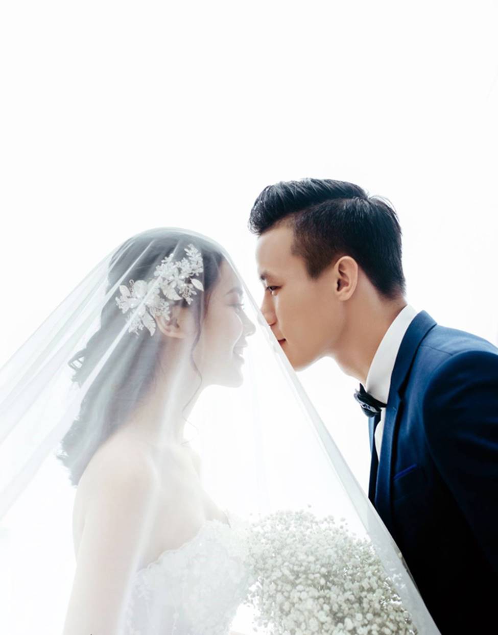 Nhan sắc gái một con trông mòn con mắt của vợ Quế Ngọc Hải-18