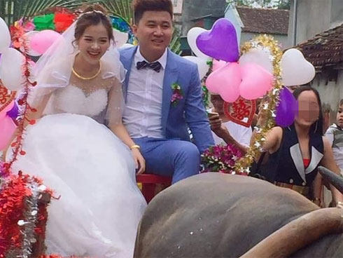 Xôn xao đám cưới bạc tỷ của con nhà đại gia ở Quảng Ninh: Đón dâu bằng xế hộp Maybach, thực đơn toàn sơn hào hải vị-9