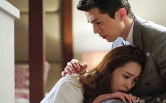 Vợ trẻ đẹp bỏ nhà theo giám đốc giàu sang, tôi làm điều khiến cô ấy nhục nhã, tủi hổ-1