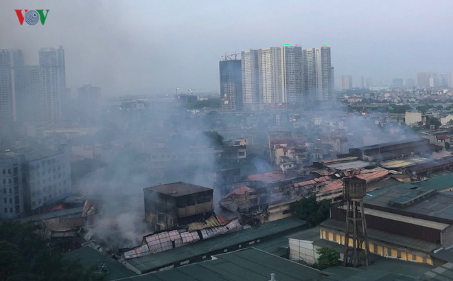 Chủ tịch Hà Nội lệnh tẩy độc, di dời Công ty cổ phần bóng đèn phích nước Rạng Đông-1