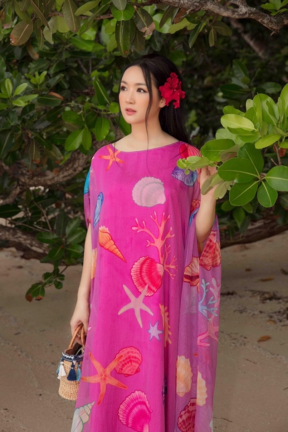 Hoa hậu Đền Hùng Giáng My lại thả dáng gợi cảm trên biển-2