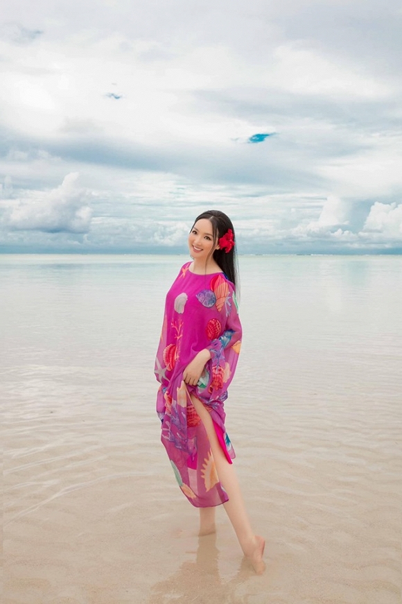 Hoa hậu Đền Hùng Giáng My lại thả dáng gợi cảm trên biển-6