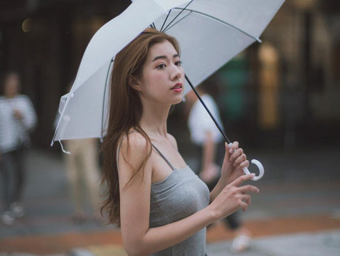 Nghe lời bạn thân con gái nên cắt tóc ngắn một lần trong đời, cô nàng khóc ròng khi xem thành quả-3