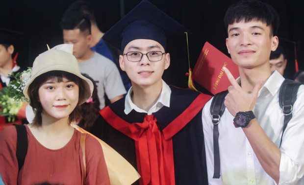 Soái ca trường Bách Khoa: Tốt nghiệp kỹ sư bằng xuất sắc, 2 Huy chương Bạc Olympic, TOEIC 905/990, khởi nghiệp từ khi còn đi học!-5