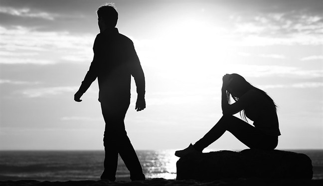 Thấy chị dâu cải trang thành nam giới đi ra ngoài, tôi bí mật theo dõi để rồi khi biết được lý do thì hoàn toàn không muốn lấy chồng nữa-2