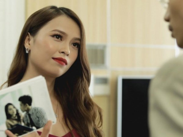 Đón tôi về khách sạn, anh bận việc đưa gái lạ vào nhà nghỉ-2