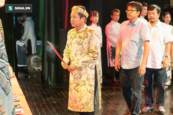 NSƯT Chí Trung, Bảo Thanh, Thu Quỳnh và nhiều nghệ sỹ nổi tiếng dâng hương giỗ Tổ nghề-3
