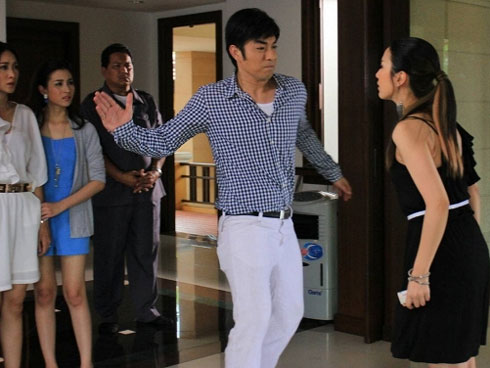 Chưa kịp vui mừng vì vợ có thai, tôi lại hoang mang tột cùng vì kết luận trên tờ giấy khám bệnh bị vo tròn trong túi áo khoác của cô ấy-3