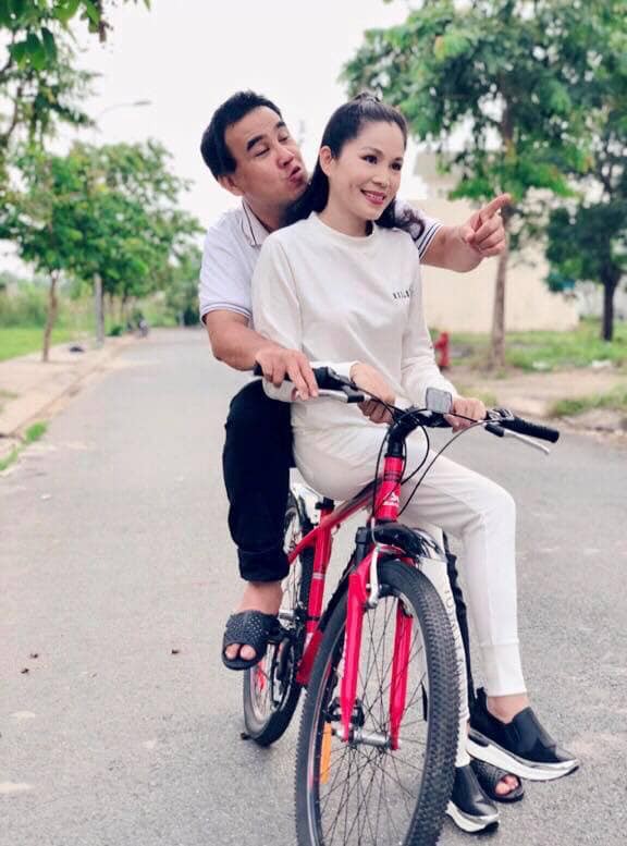 Kỷ niệm 14 năm ngày cưới, MC Quyền Linh nhắn nhủ đến bà xã điều không ngờ tới-4