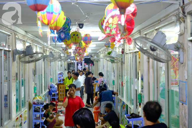 Vợ mới mất 50 ngày thì con gái 6 tuổi nhập viện trị u não ác tính, người đàn ông bất lực giành giật sự sống cho con-3