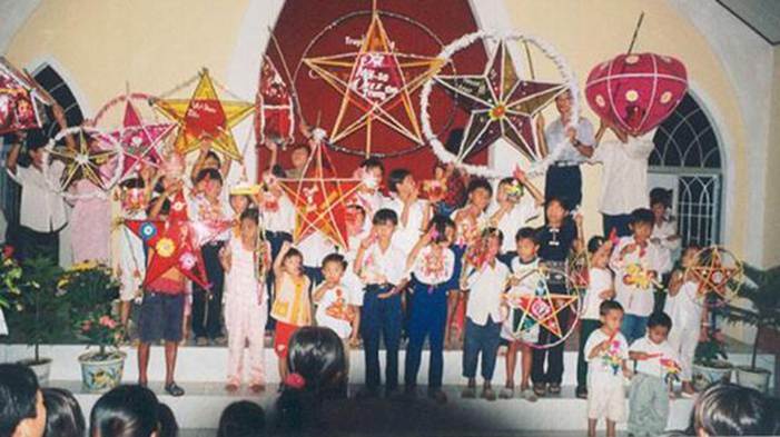 Trung thu 20 năm trước mải rước đèn, quên cả đường về-7