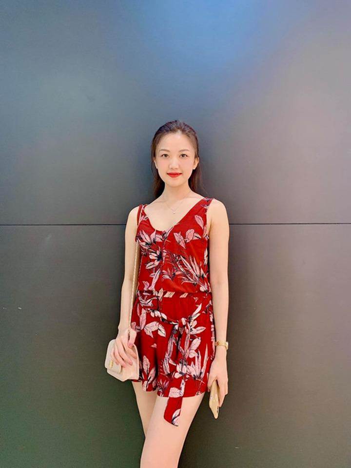 Trà tiểu tam ngoài đời ăn mặc gợi cảm không kém trên phim-4