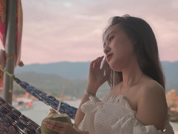 Cựu sinh viên ĐH Kiểm sát Hà Nội xinh chẳng kém gì hotgirl với nụ cười tỏa nắng nhìn là yêu-11