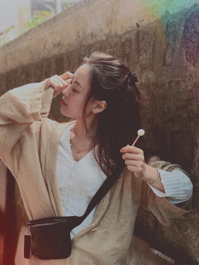 Cựu sinh viên ĐH Kiểm sát Hà Nội xinh chẳng kém gì hotgirl với nụ cười tỏa nắng nhìn là yêu-14